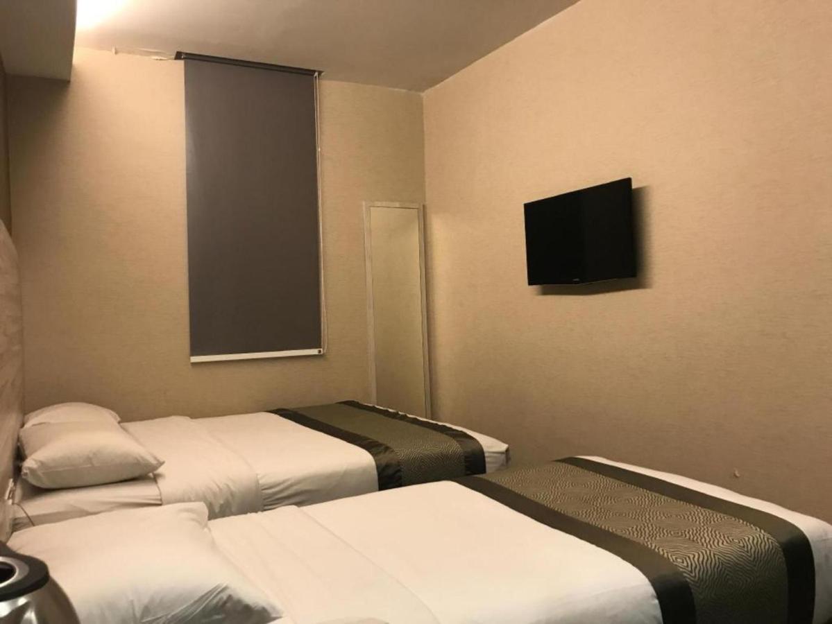 Hotel Austin Paradise - Taman Pulai Utama Skudai Extérieur photo